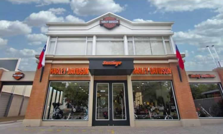 Piso de ventas Harley-Davidson Santiago